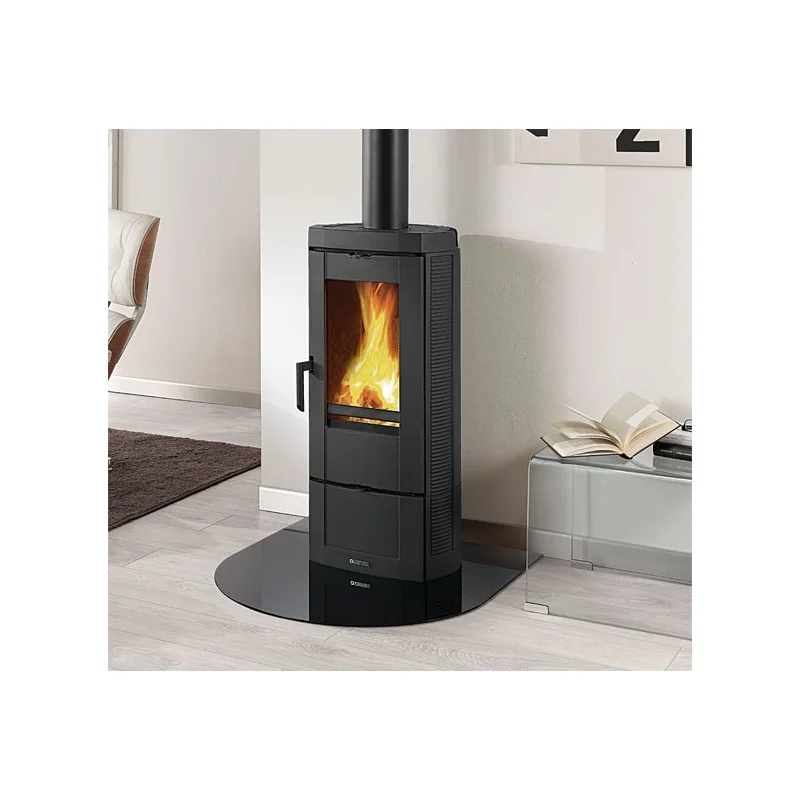 Poêle à bois Nordica Candy 6.2 kW 1 Poêle à bois Nordica Candy 6.2 kW